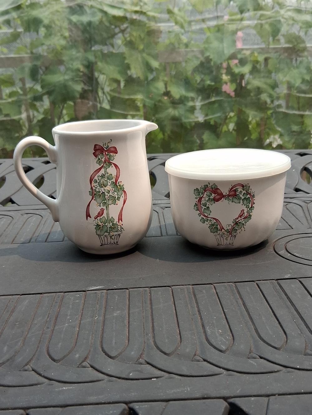 Corelle Coordinates Stoneware "Holiday Callaway" Creamer and Sugar Set